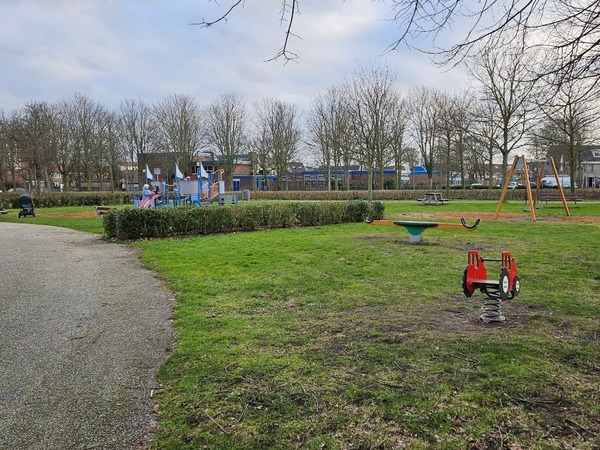 Speeltuin in Park Overbos